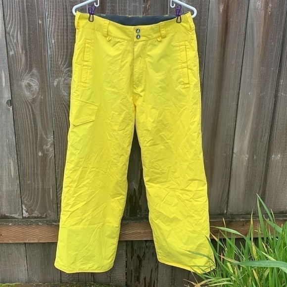 Volcom Youth Snowboard Pants - Picture 16 of 17